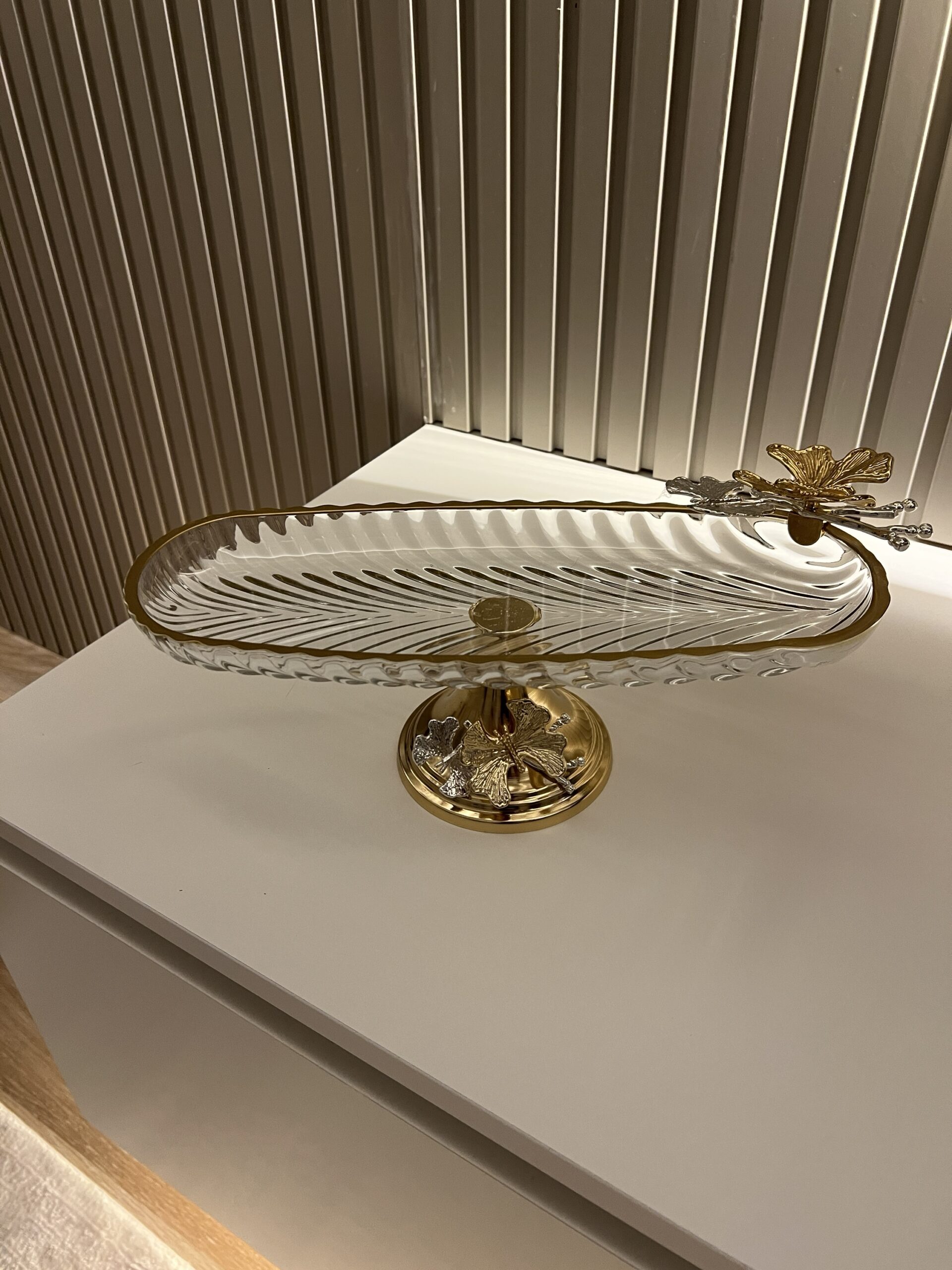 img_1221 Baton cam Sunumluk
33*cm Kelebek Detay - Görsel 1