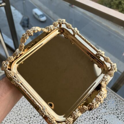1 Adet Çift Tutmalı Üzümlü Gold Renk Tepsi