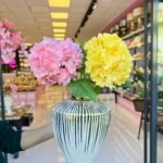 Beyaz Avangart Model Vazo (Çiçek Aranjman dahil değildir )