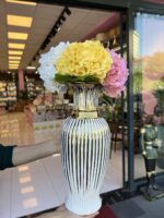 Beyaz Avangart Model Vazo (Çiçek Aranjman dahil değildir ) - Görsel 2