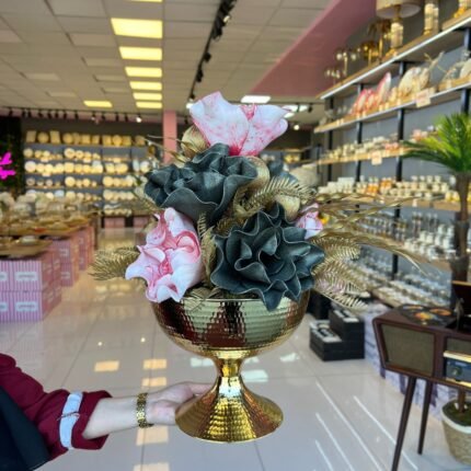 Dövmeli Ayaklı Aranjman