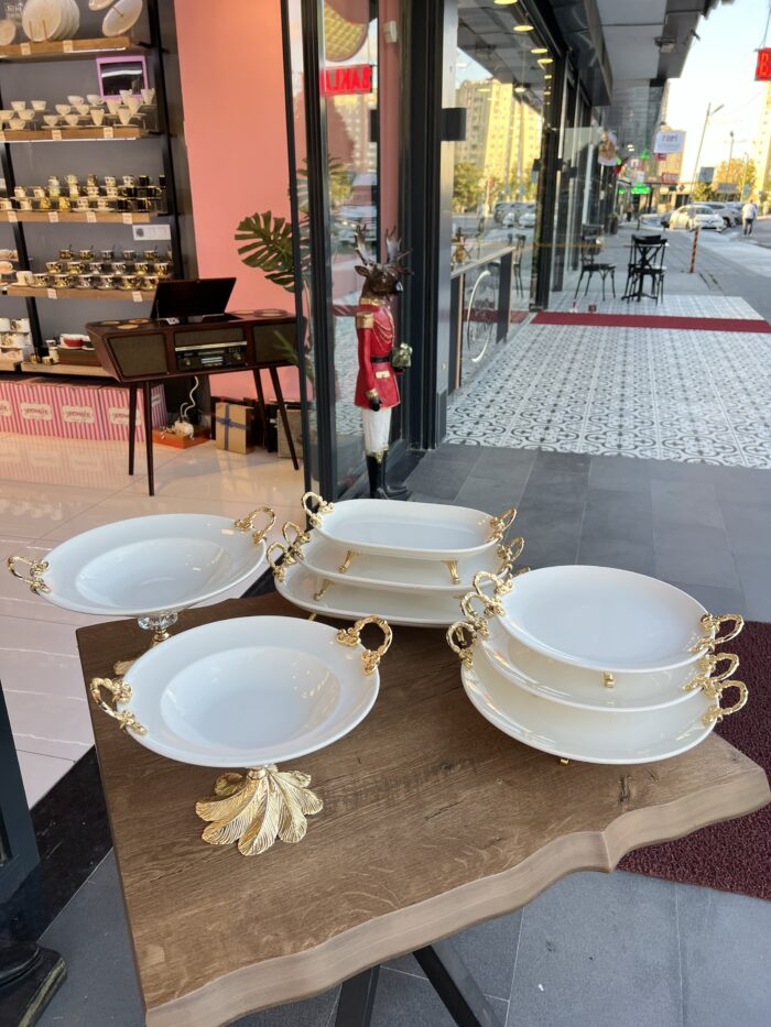 8 PARÇA PORSELEN TAM SET SUNUM SETİ
3+3+2 Seri  ** GOLD - Görsel 3