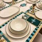 26 PARÇA ** YEŞİL ŞERİTLİ  **PORSELEN  YEMEK TAKIMI..