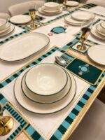 26 PARÇA ** YEŞİL ŞERİTLİ  **PORSELEN  YEMEK TAKIMI..