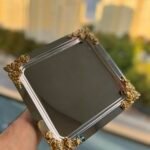 1 Adet **Nazengül Gümüş Renk Tepsi