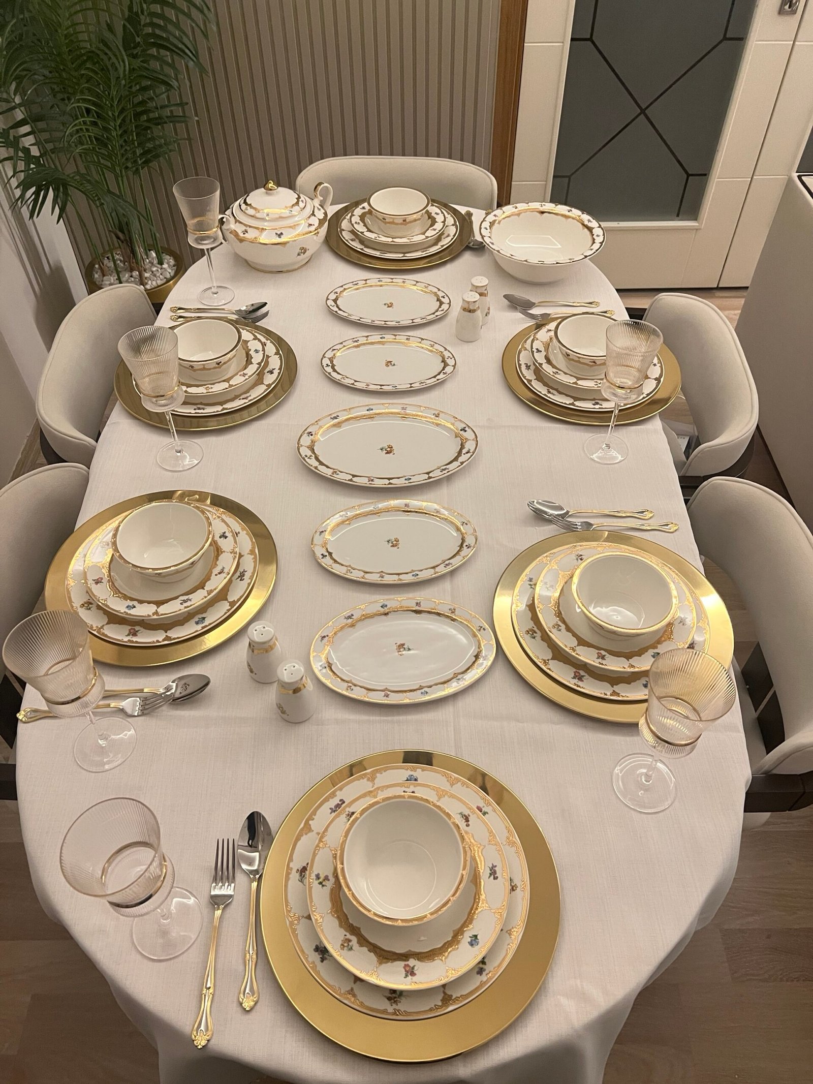 img_6490 GÜLİSTAN SULTAN SERİSİ 28 PARÇA 24 K. ALTIN YEMEK TAKIMI * 6 KİŞİLİK - Görsel 1